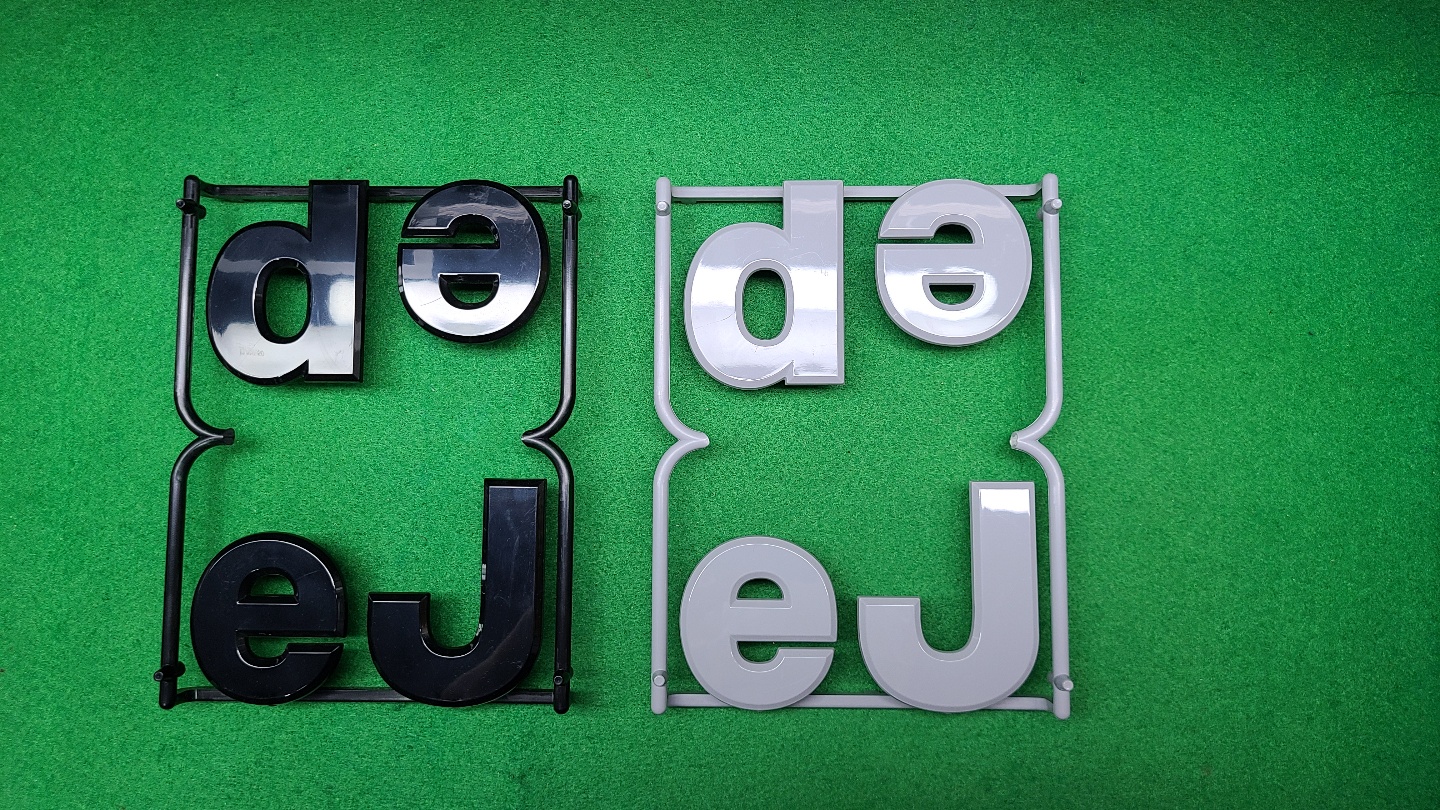 자동차용 jeep badge.jpg